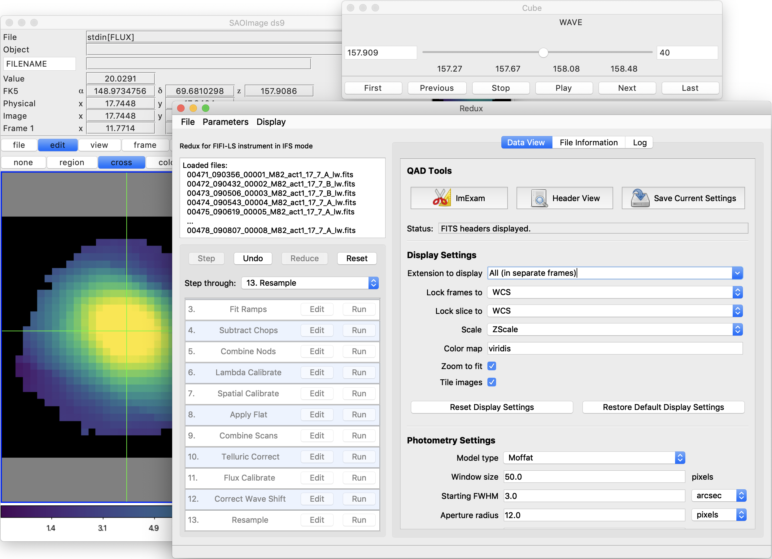 Data viewer settings with various widgets and buttons to control display parameters and analysis tools.